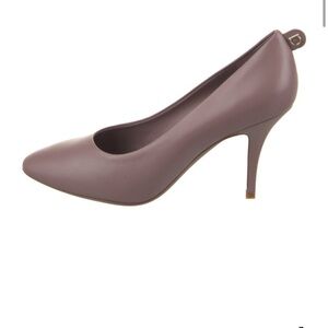 Salvatore Ferragamo leather pumps